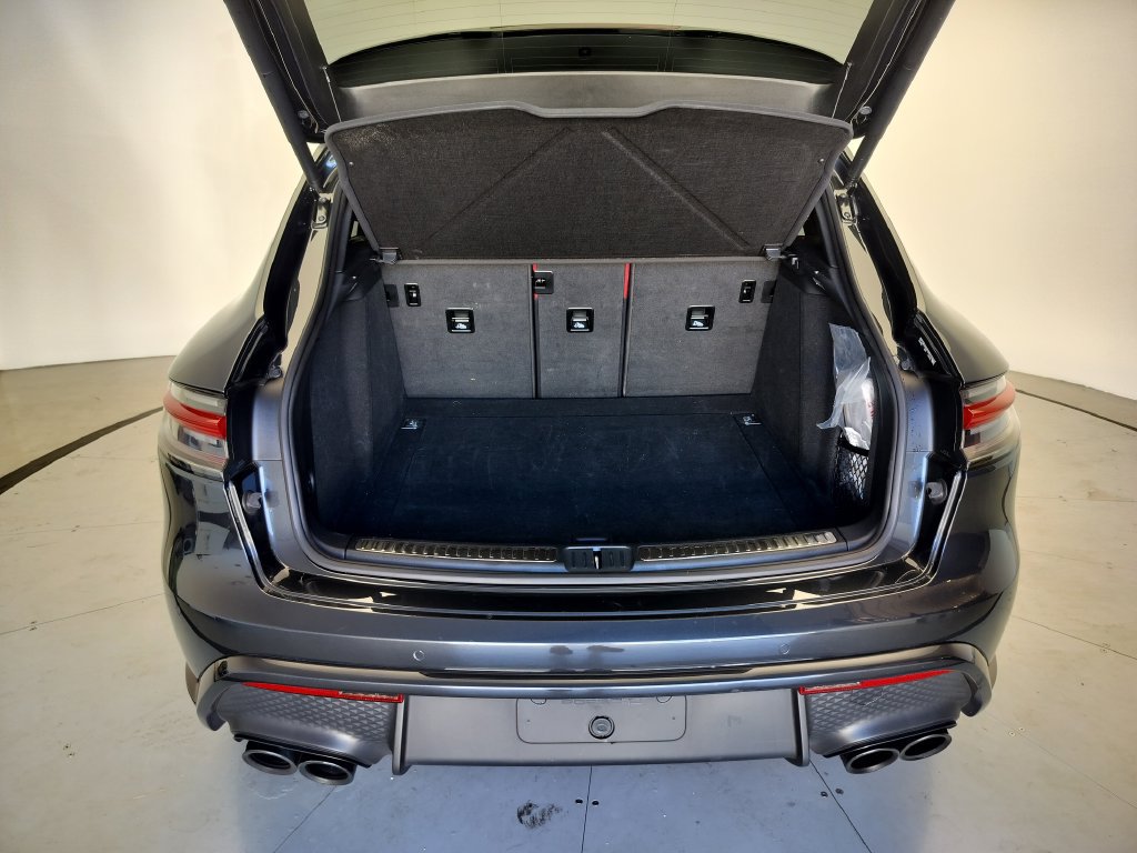 Certified 2024 Porsche Macan Turbo AWD/4WD image 26