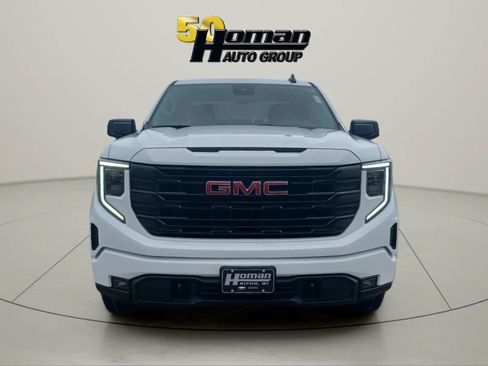 Used 2024 GMC Sierra 1500 4x4 Crew Cab Elevation image 8