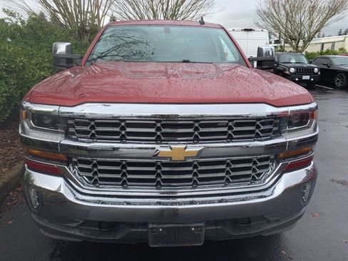 Used 2018 Chevrolet Silverado 1500 LT w/ All Star Edition image 6