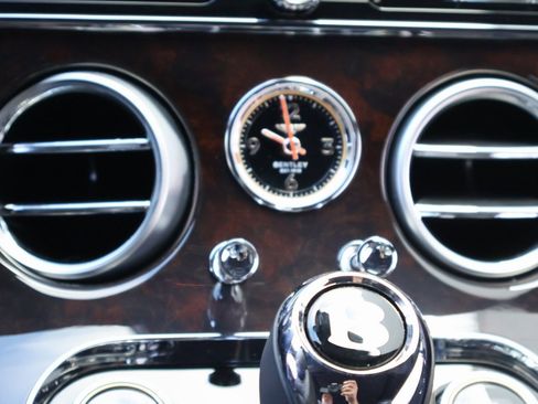 Certified 2023 Bentley Continental GT Azure image 24