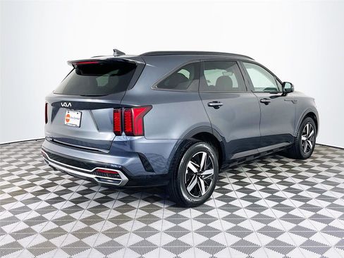 Certified 2023 Kia Sorento S w/ Panoramic Sunroof Package image 10