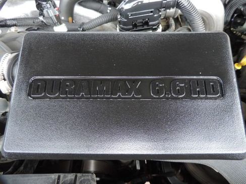 Used 2024 GMC Sierra 3500 SLT w/ SLT Premium Package image 24