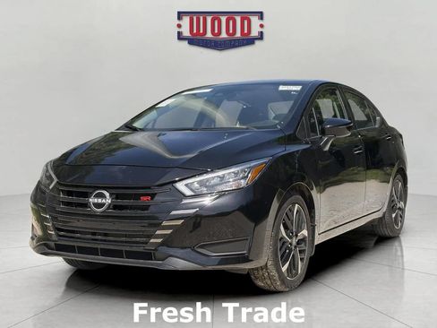 Used 2025 Nissan Versa SR w/ Trunk Package FWD image 3