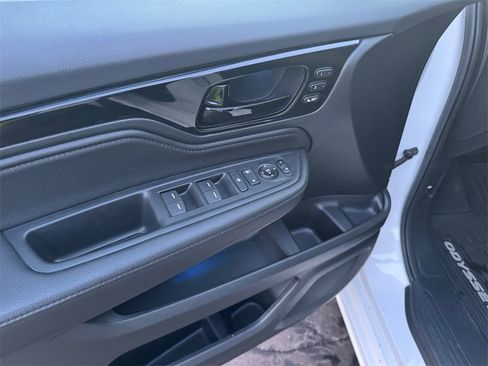 Certified 2024 Honda Odyssey Touring image 21