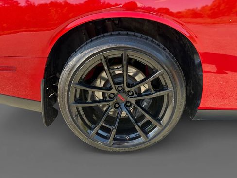 Used 2019 Dodge Challenger R/T Scat Pack RWD image 27