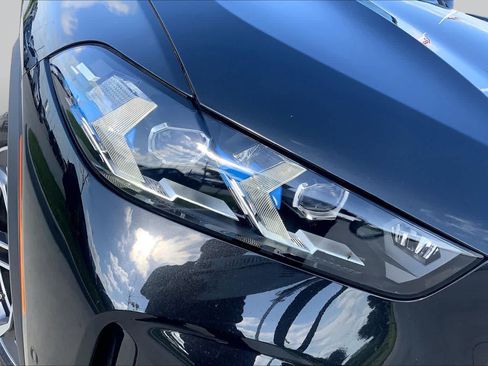 Used 2024 BMW X5 xDrive40i w/ Premium Package AWD/4WD image 27