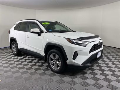 Used 2022 Toyota RAV4 XLE w/ Convenience Package