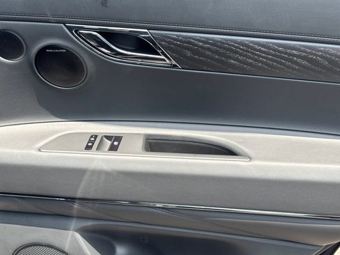 New 2026 Genesis GV80 3.5T Prestige AWD/4WD image 18