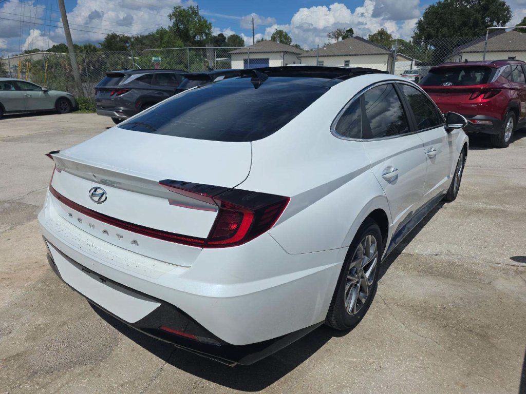 Used 2020 Hyundai Sonata SEL w/ Convenience + Sunroof Package FWD image 5