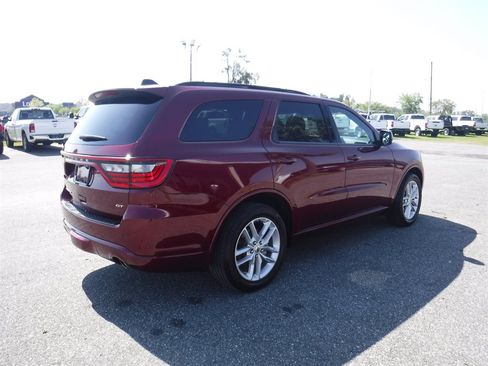 Used 2024 Dodge Durango GT image 2