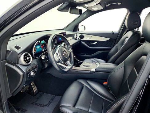 Certified 2022 Mercedes-Benz GLC 300 image 11