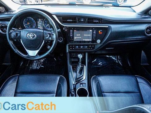 Used 2018 Toyota Corolla XLE image 25
