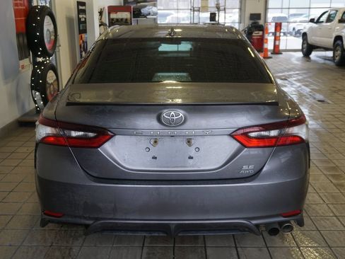 Used 2023 Toyota Camry SE image 14