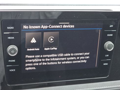 New 2026 Volkswagen Taos SE AWD/4WD image 12
