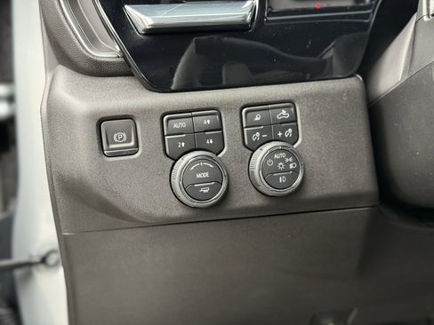 Used 2024 Chevrolet Silverado 1500 LTZ image 26