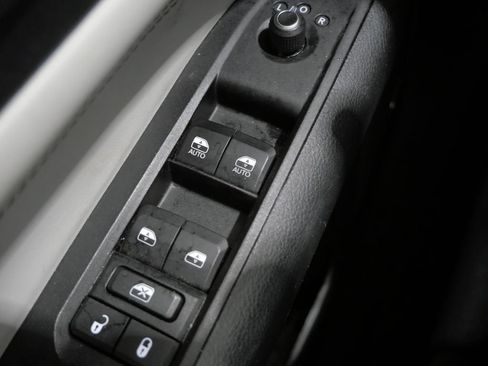 Used 2022 Jeep Compass Limited w/ Sun and Sound Group AWD/4WD image 14
