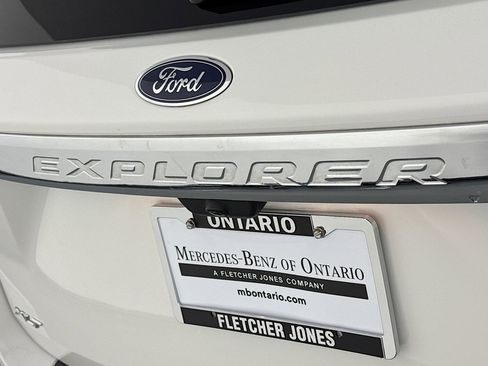 Used 2023 Ford Explorer XLT w/ Equipment Group 202A RWD image 10