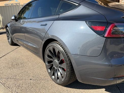 Used 2022 Tesla Model 3 Performance image 23