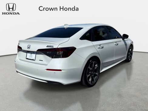 Certified 2025 Honda Civic Sport Touring image 4