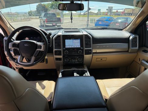 Used 2017 Ford F350 Lariat w/ Lariat Value Package AWD/4WD image 28