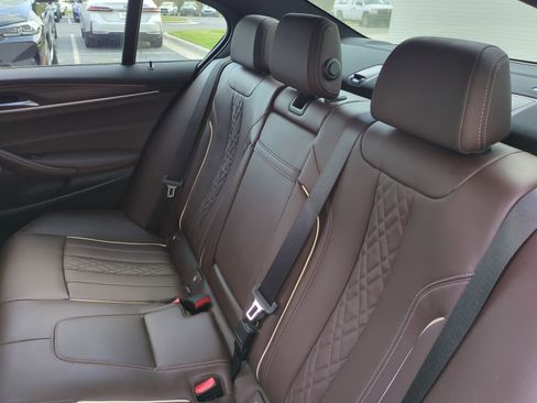 Certified 2023 BMW M550i xDrive image 31