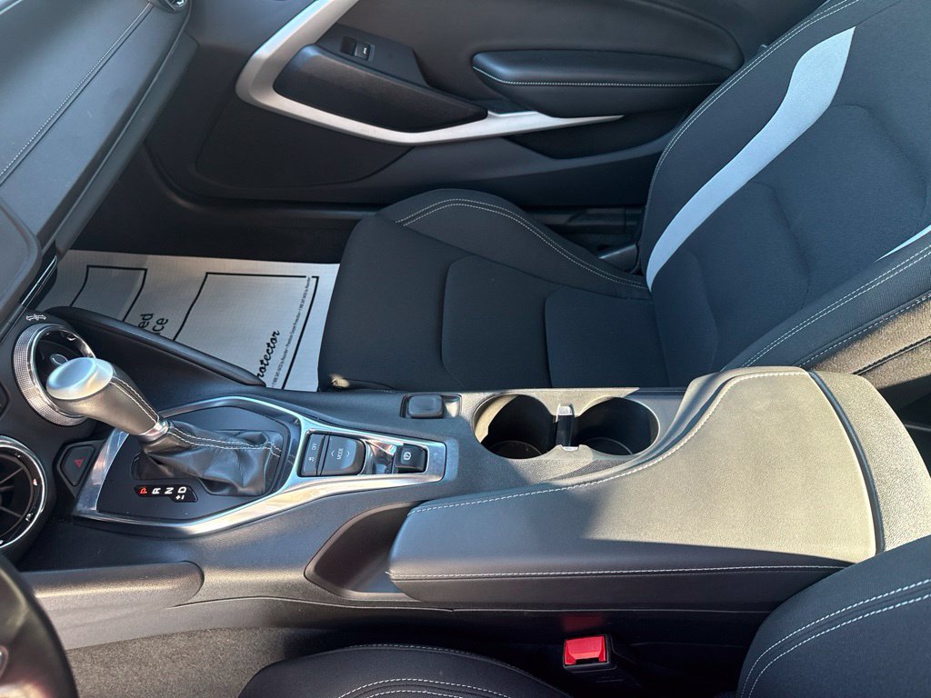 Used 2023 Chevrolet Camaro LT RWD image 18