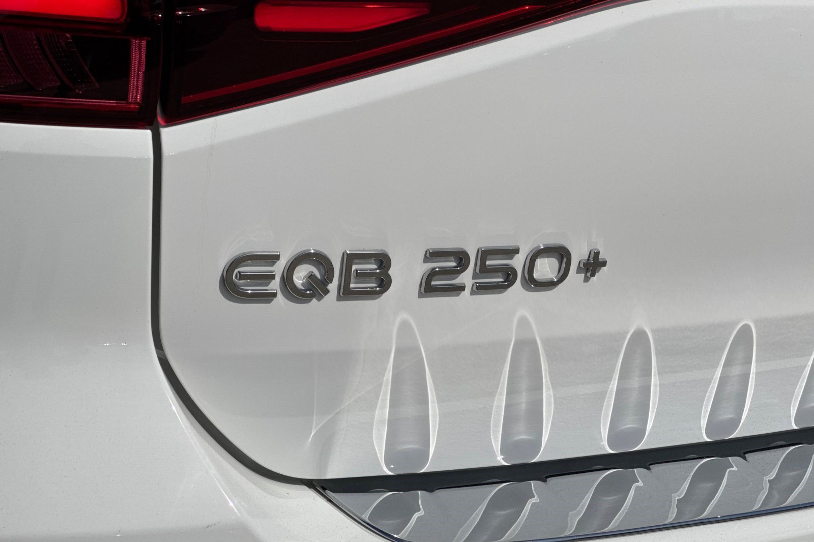 Certified 2024 Mercedes-Benz EQB 250+ image 28
