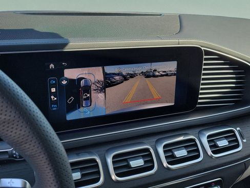 New 2026 Mercedes-Benz GLS 450 4MATIC image 26