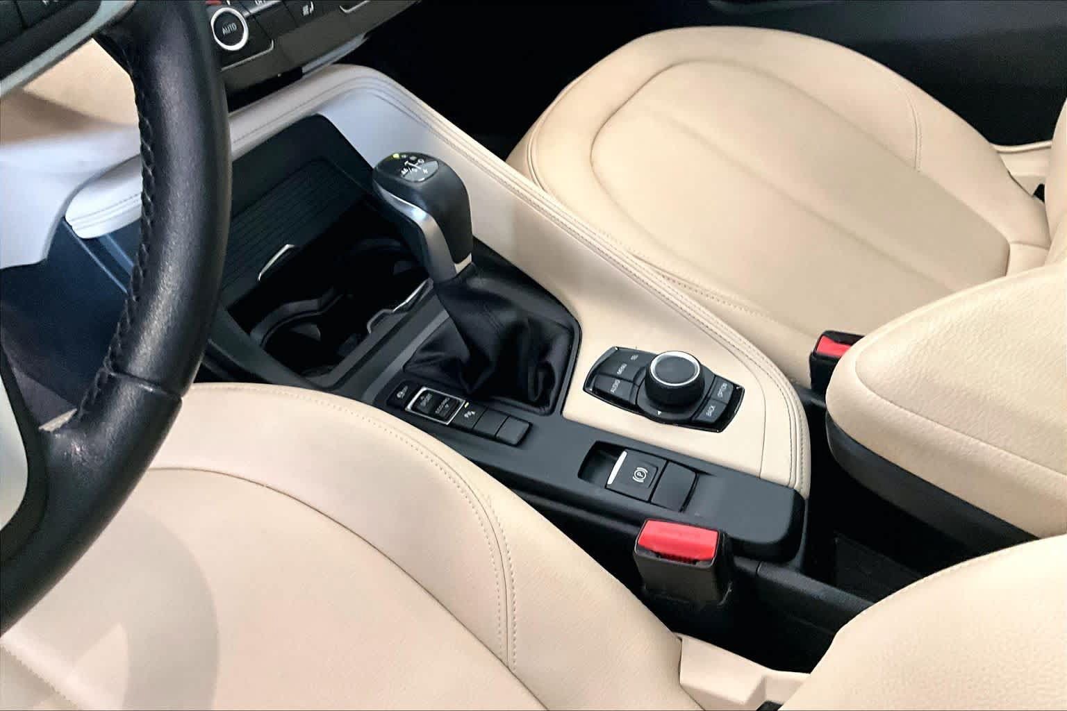 Used 2017 BMW X1 sDrive28i FWD image 13