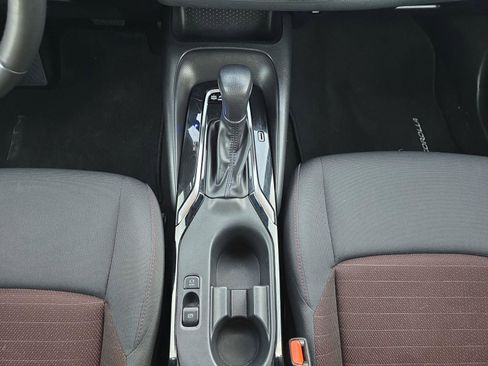 Used 2023 Toyota Corolla SE w/ Carpet Mat Package (TMS) image 18