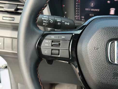 Certified 2026 Honda Pilot Sport image 16