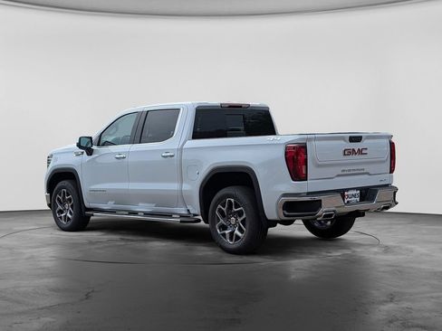 New 2026 GMC Sierra 1500 SLT w/ SLT Premium Plus Package AWD/4WD image 11