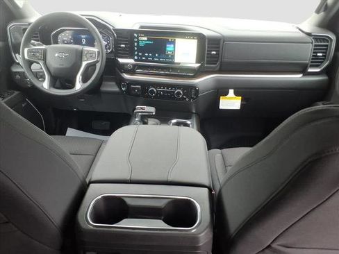 New 2026 Chevrolet Silverado 1500 LT Trail Boss w/ Convenience Package II image 13