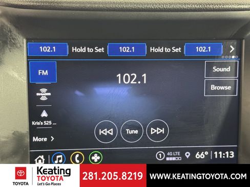 Used 2024 GMC Terrain SLT image 22