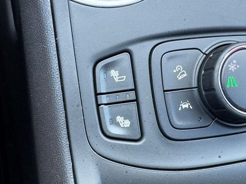 Used 2021 GMC Terrain SLT w/ Elevation Edition FWD image 29
