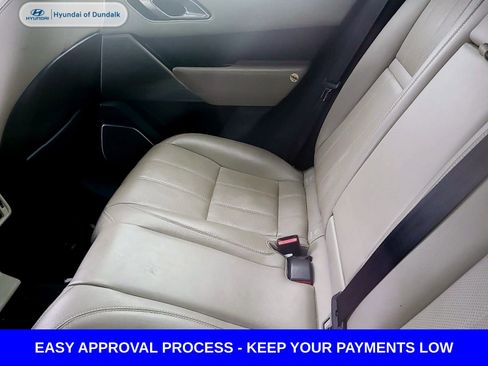 Used 2018 Land Rover Range Rover Velar R-Dynamic SE image 22