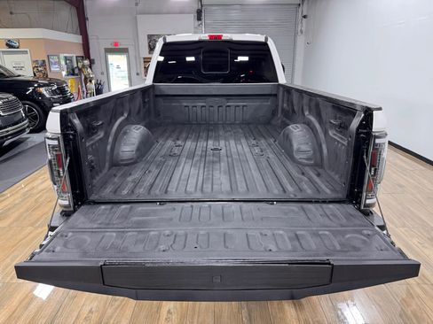 Used 2017 Ford F350 Platinum image 8