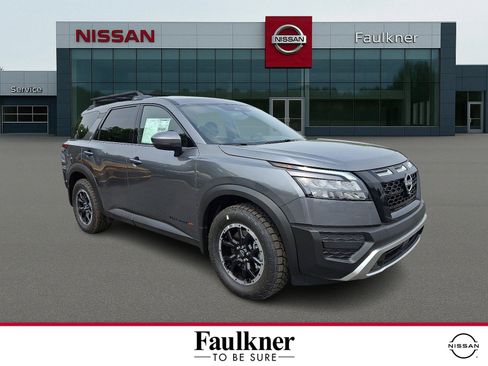 New 2025 Nissan Pathfinder Rock Creek image 1
