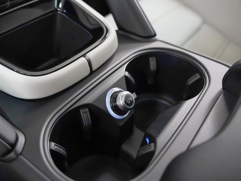 New 2026 Porsche Cayenne Coupe image 33