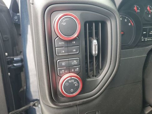 Used 2020 Chevrolet Silverado 1500 Custom Trail Boss w/ Custom Convenience Package image 12