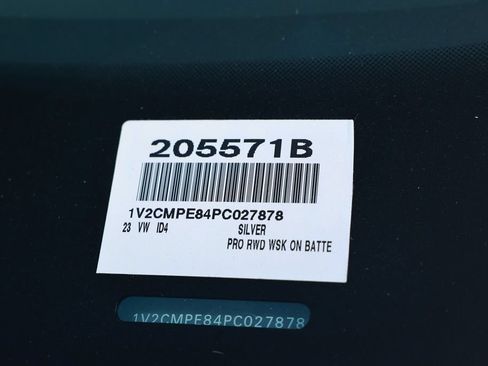 Used 2023 Volkswagen ID.4 Pro RWD image 39