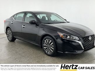 Used 2025 Nissan Altima 2.5 SV video 1