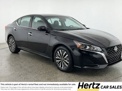 Used 2025 Nissan Altima 2.5 SV