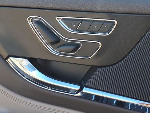 Certified 2020 Lincoln Corsair Reserve w/ Elements Package image 13