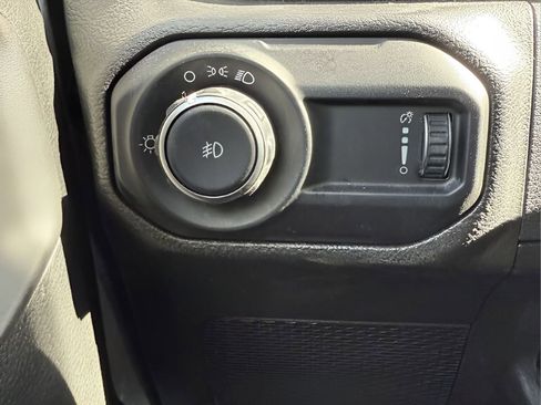 Used 2023 Jeep Wrangler Sport image 19