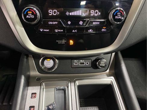 Used 2024 Nissan Murano SL image 19