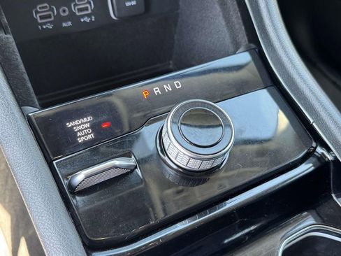 Used 2023 Jeep Grand Cherokee Limited AWD/4WD image 22