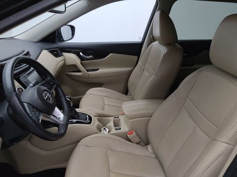 Used 2020 Nissan Rogue SL FWD image 17
