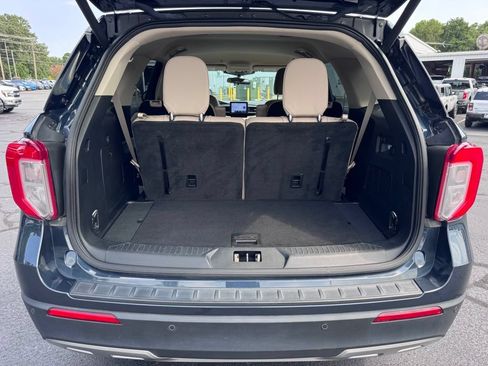 Used 2023 Ford Explorer XLT w/ Equipment Group 202A RWD image 39
