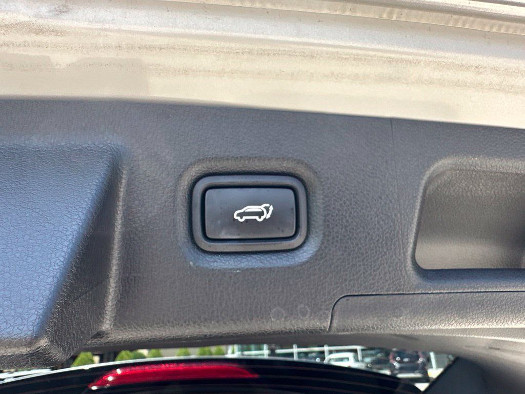 Used 2023 Hyundai Santa Fe SEL FWD image 37